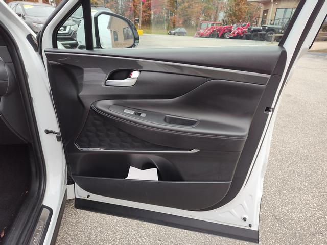 2023 Hyundai Santa Fe photo 21 of 28