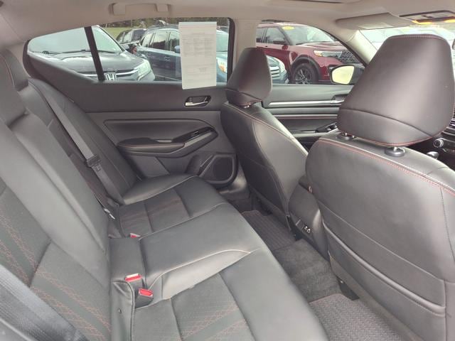 2023 Nissan Altima photo 16 of 28