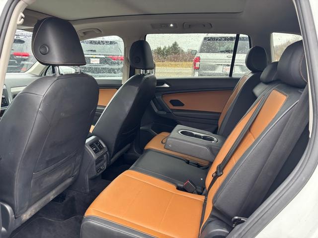 2019 Volkswagen Tiguan 2.0T SE 4MOTION White at Solomon Chevrolet