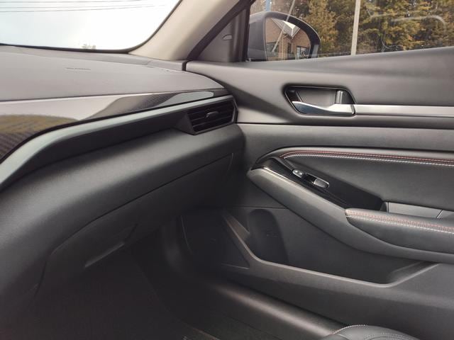 2023 Nissan Altima photo 23 of 28