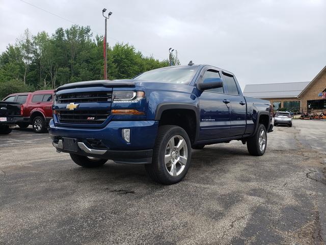 2017 Chevrolet Silverado 1500 LT - 2