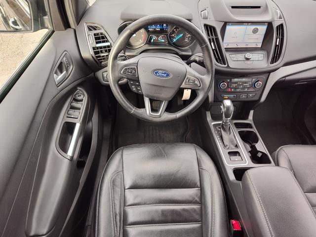 2018 Ford Escape photo 17 of 27