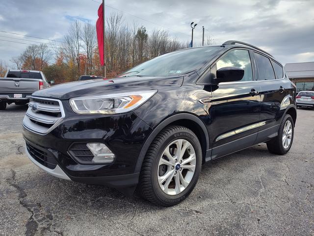 2018 Ford Escape photo 3 of 27