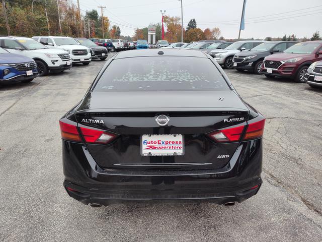2019 Nissan Altima photo 6 of 28