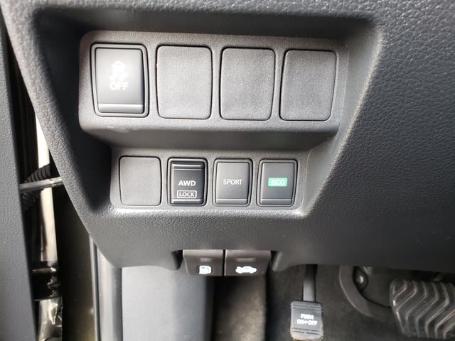 2017 Nissan Rogue S Midnight Jade at Solomon Chevrolet