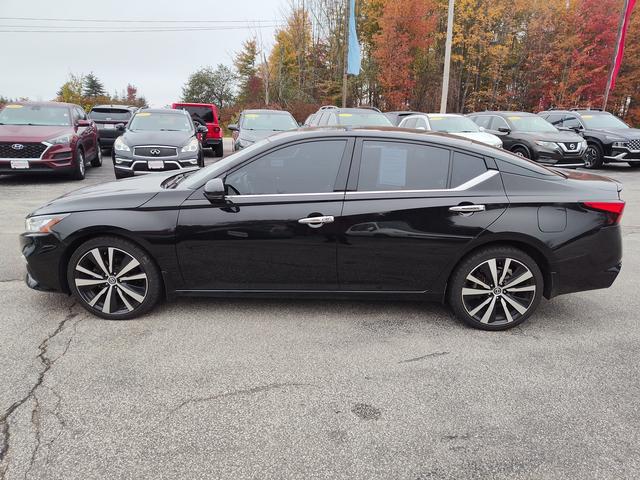 2019 Nissan Altima photo 4 of 28
