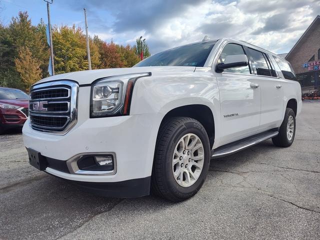 2019 GMC Yukon XL photo 3 of 28