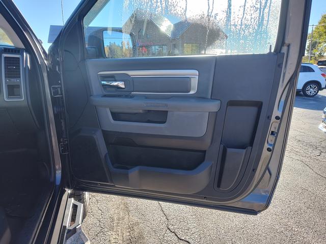 2014 Ram 2500 photo 17 of 28