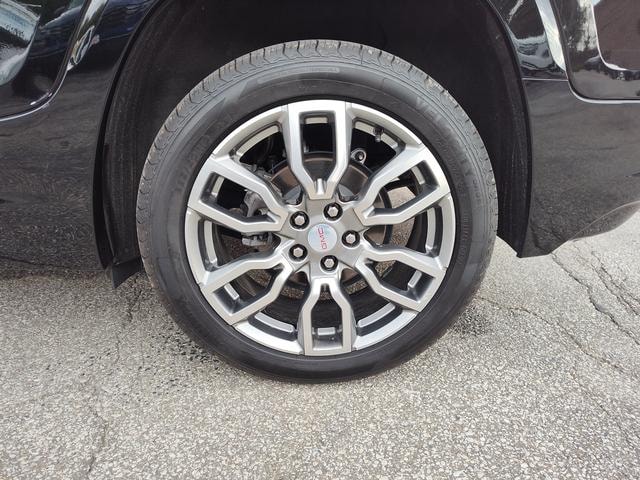 2022 GMC Terrain photo 11 of 28