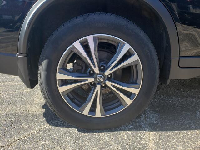 2020 Nissan Rogue SV Magnetic Black Pearl at Premiere Auto Sales
