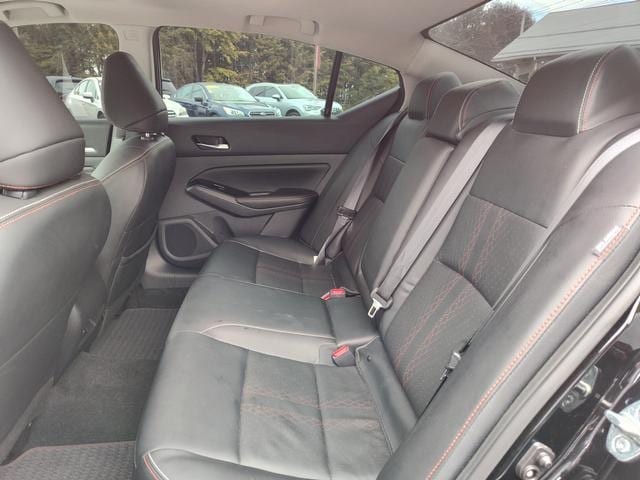 2023 Nissan Altima photo 13 of 28