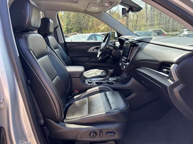 2020 Chevrolet Traverse RS Silver Ice at Solomon Chevrolet