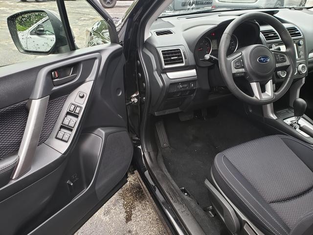 2017 Subaru Forester 2.5i Crystal Black Silica at Solomon Chevrolet