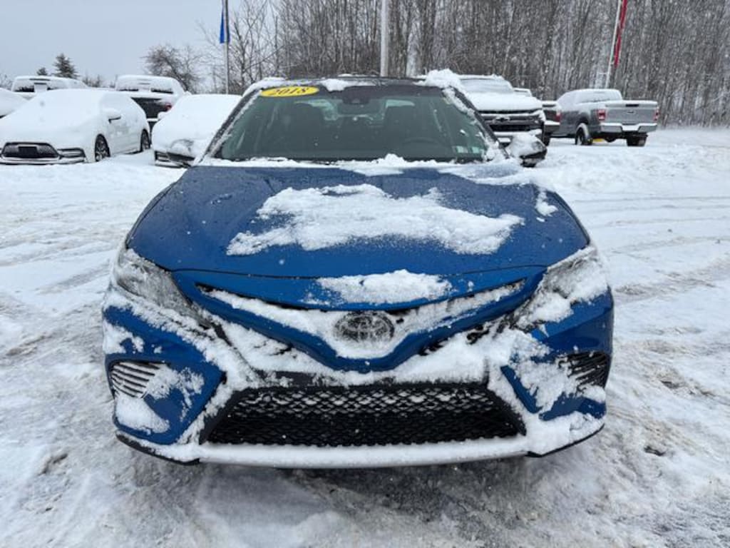 Used 2018 Toyota Camry XSE Sedan
