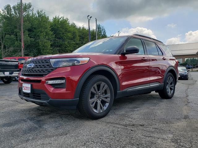 2021 Ford Explorer XLT Rapid Red Tinted at Town & Country Ford