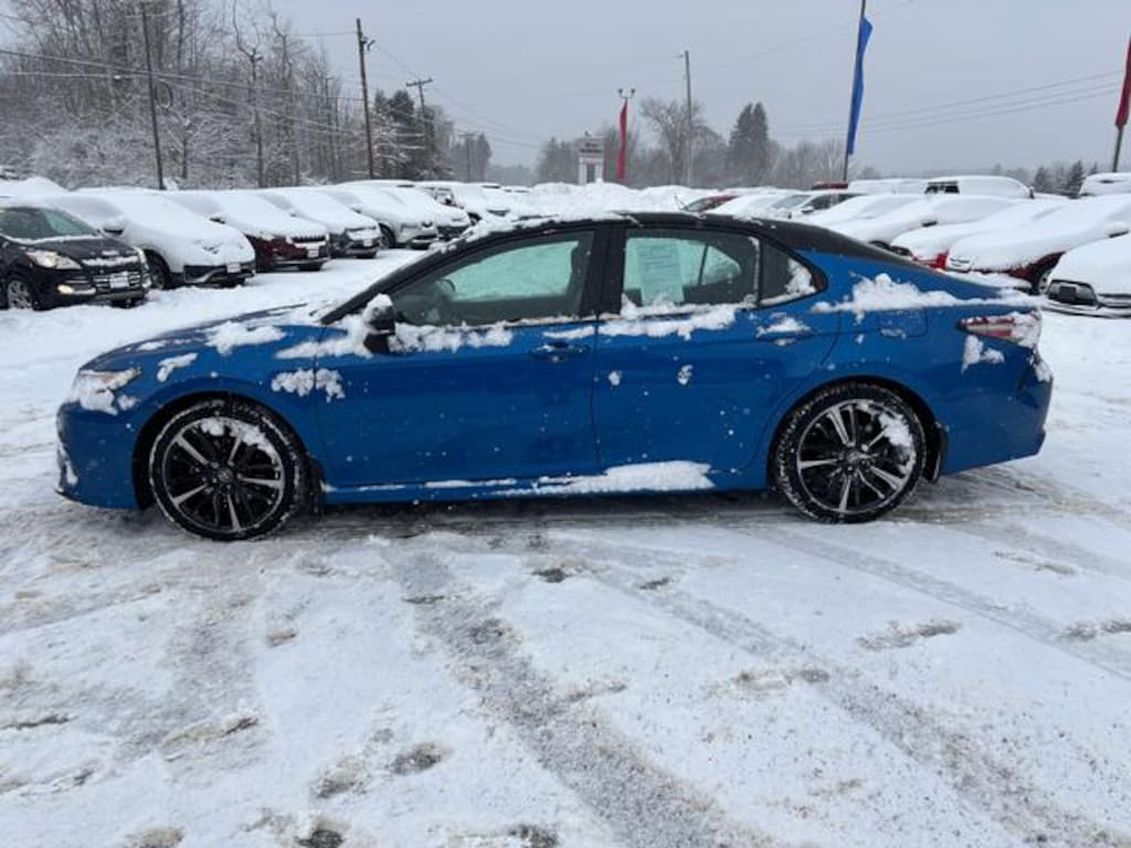 Used 2018 Toyota Camry XSE Sedan