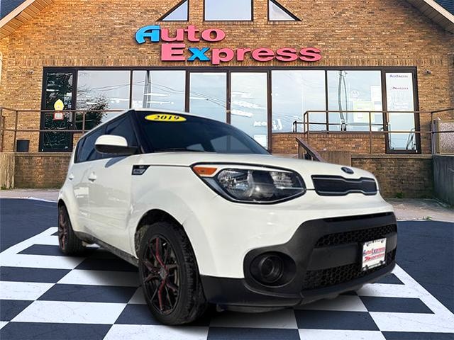 2019 Kia Soul Base's photo