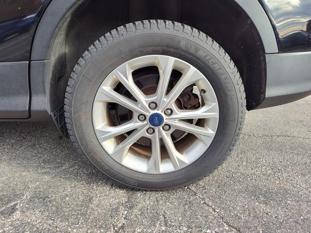 2018 Ford Escape photo 11 of 27