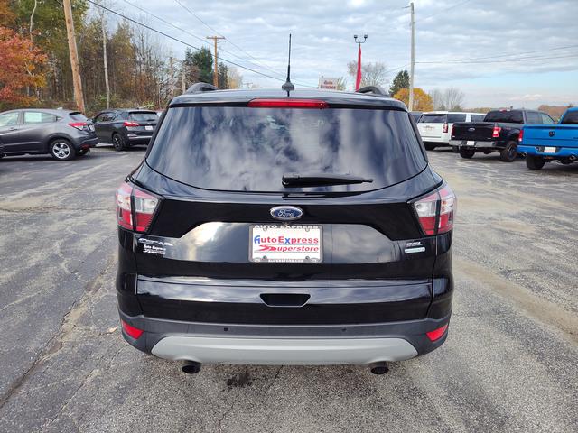 2018 Ford Escape photo 6 of 27