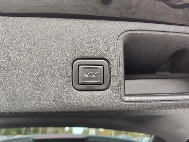 2022 GMC Terrain photo 10 of 28