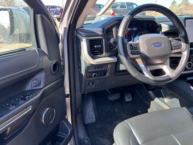 2024 Ford Expedition XLT - 8