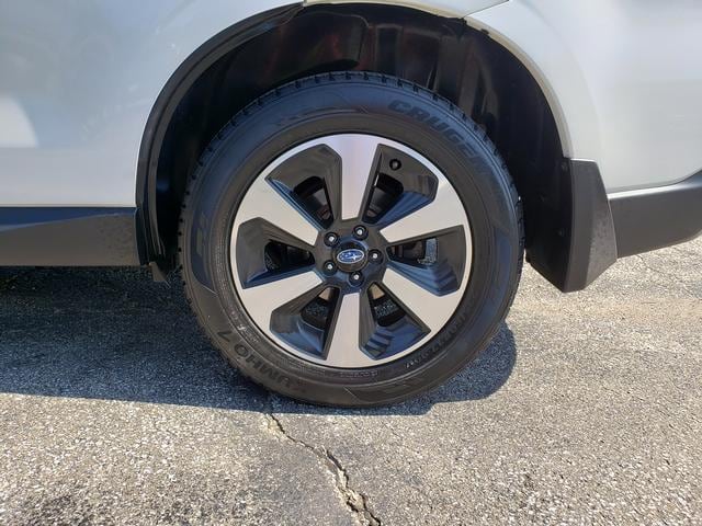 2018 Subaru Forester 2.5i Premium - 9