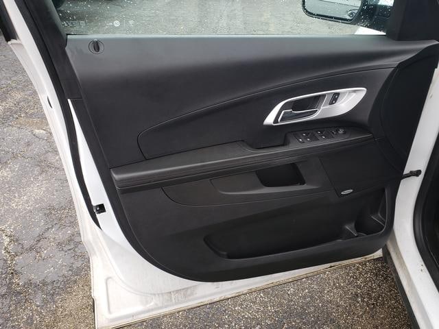 2017 Chevrolet Equinox Premier Iridescent Pearl Tricoat at Solomon Chevrolet