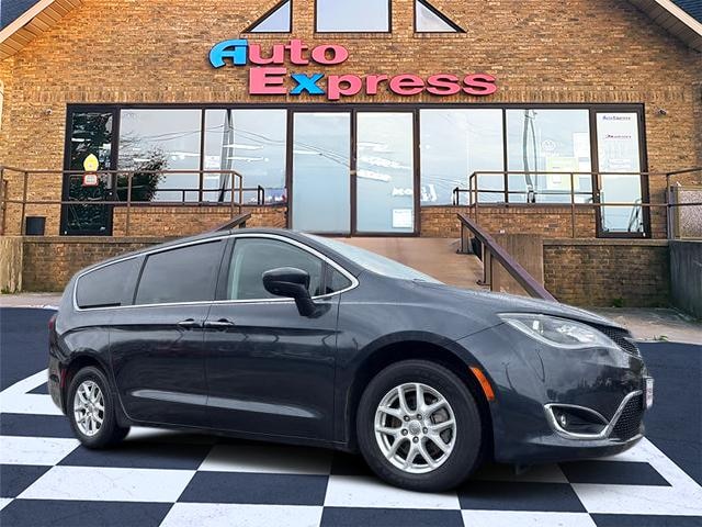 2020 Chrysler Pacifica Touring