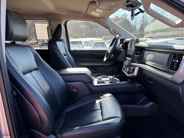 2024 Ford Expedition XLT Iconic Silver at Solomon Chevrolet