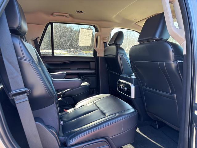 2024 Ford Expedition XLT Iconic Silver at Solomon Chevrolet