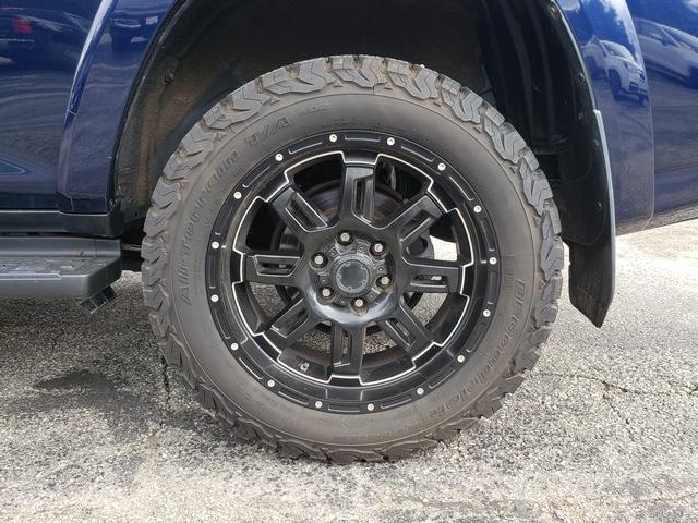 2017 Toyota 4Runner SR5 - 9