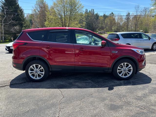 2019 Ford Escape SE Ruby Red Tinted at Premiere Auto Sales