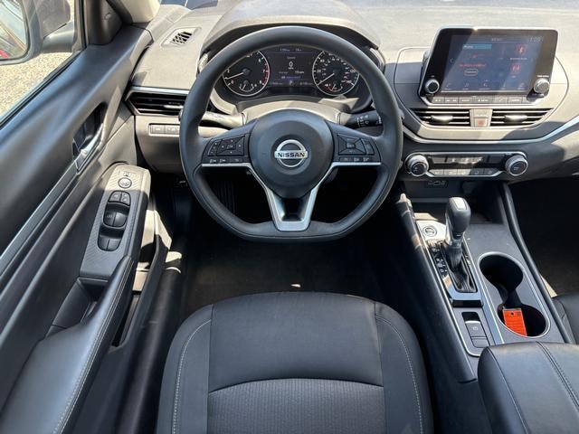 2022 Nissan Altima 2.5 SV Gun at Warne Motors