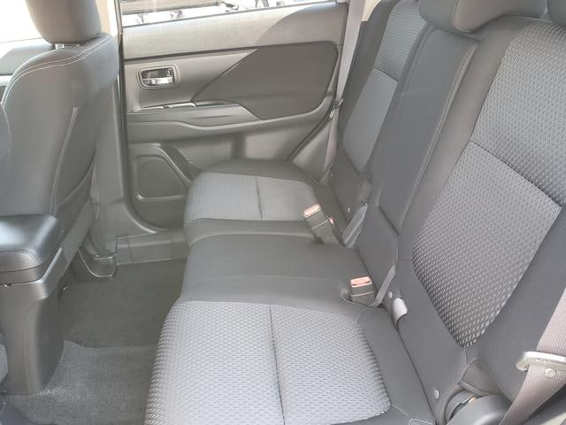 2016 Mitsubishi Outlander SE Cool Silver at Solomon Chevrolet