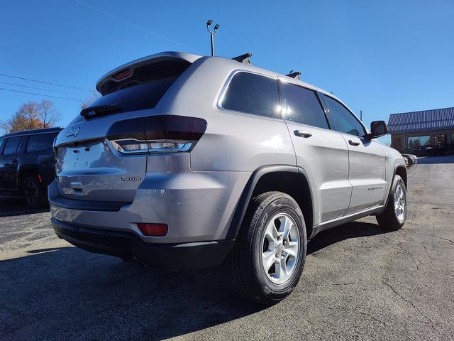 2016 Jeep Grand Cherokee photo 7 of 27