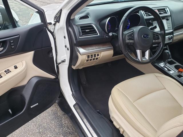 2017 Subaru Outback 3.6R Limited with - 11