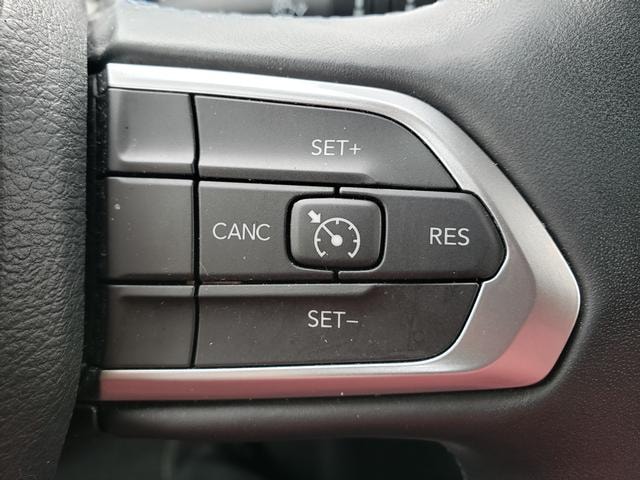 2022 Jeep Compass Latitude Bright White at Auto Express Rt. 8
