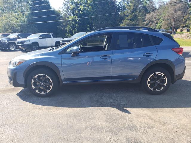 2021 Subaru Crosstrek Premium photo 2