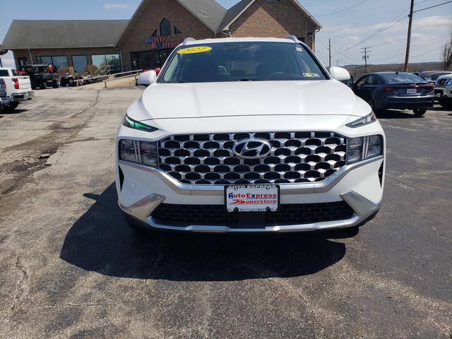 2022 Hyundai Santa Fe SEL photo 2