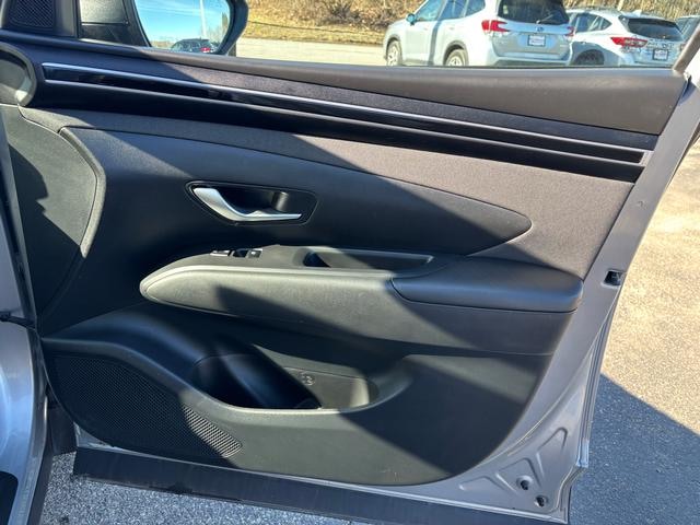 2023 Hyundai Tucson SEL Shimmering Silver at Nick Chevrolet