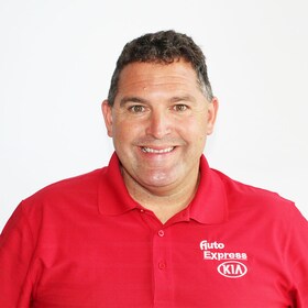 Staff member Superstore Joe Askins from ID_3344447b69c7