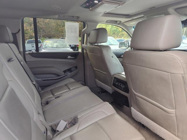 2019 GMC Yukon XL photo 18 of 28