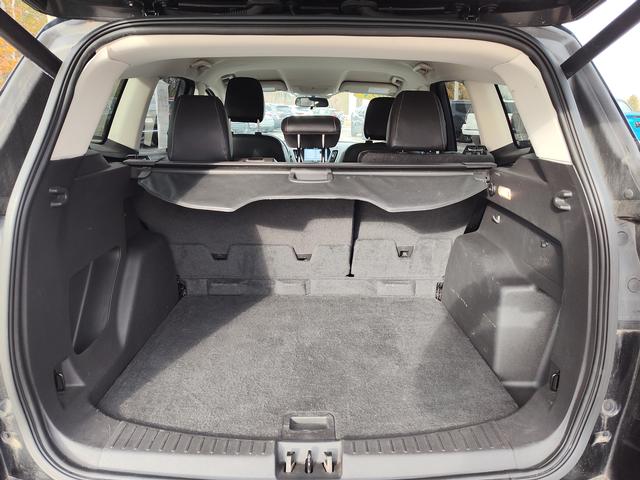 2018 Ford Escape photo 9 of 27