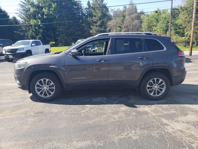 2020 Jeep Cherokee Latitude photo 2