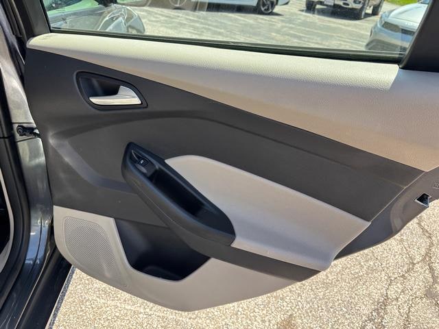2018 Ford Focus SE Charcoal at Braxton Motor Co