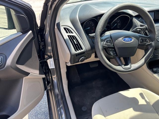 2018 Ford Focus SE Charcoal at Braxton Motor Co