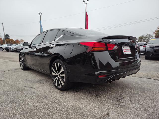 2019 Nissan Altima photo 5 of 28