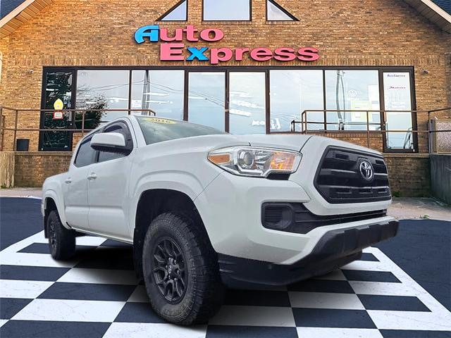 2016 Toyota Tacoma SR V6 - 0