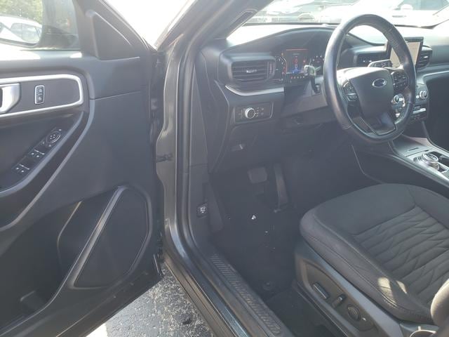 2020 Ford Explorer XLT - 11