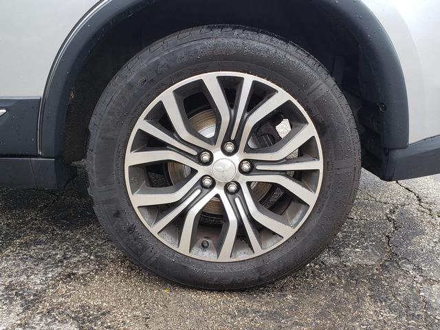 2018 Mitsubishi Outlander ES Alloy Silver at New Motors
